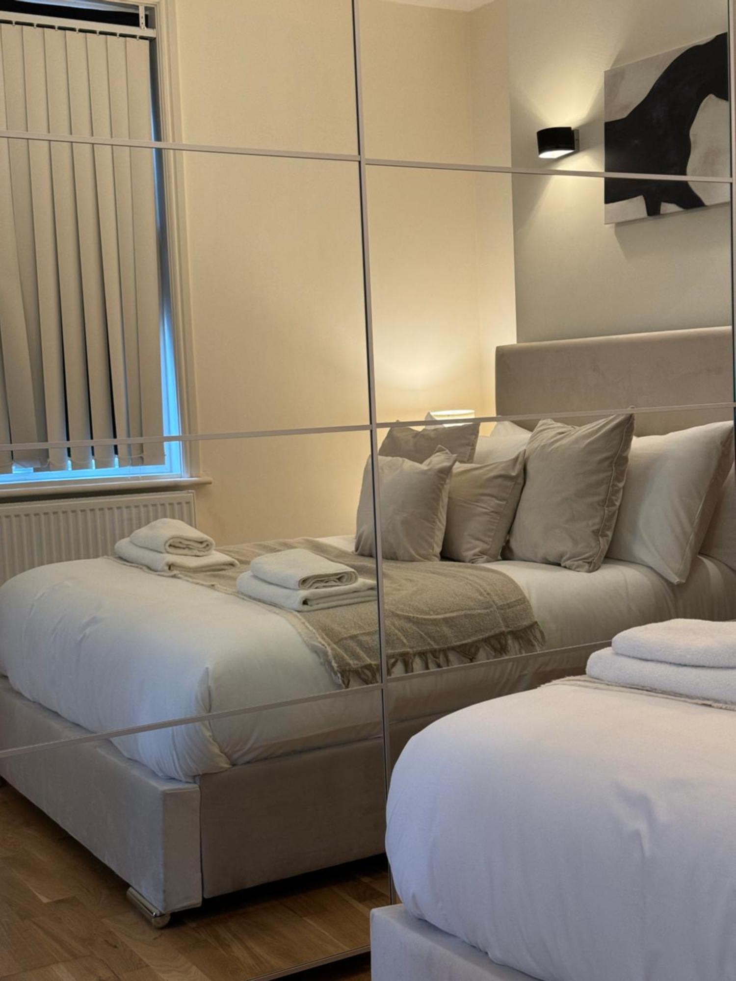 Sutherland Avenue Apartments London Bagian luar foto